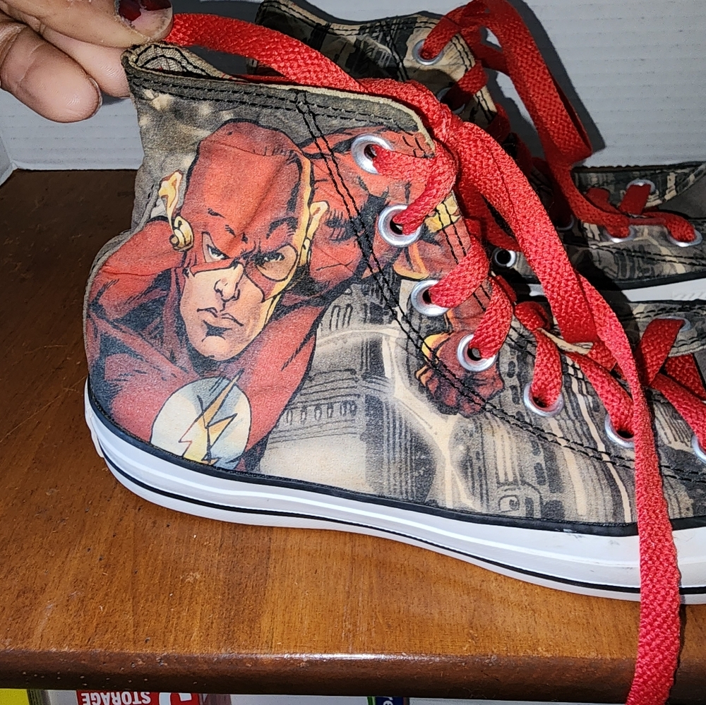Converse Chuck Taylor All Star The Flash DC Comics Shoes - Picture 2 of 6